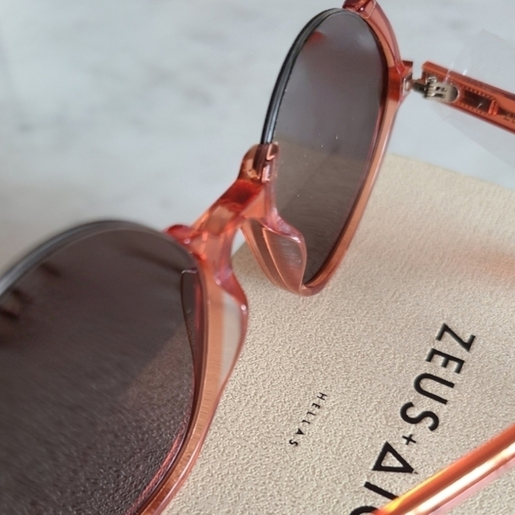 ZEUS + DIONE Sophia Sunglasses, Coral, NIB - Picture 12 of 15